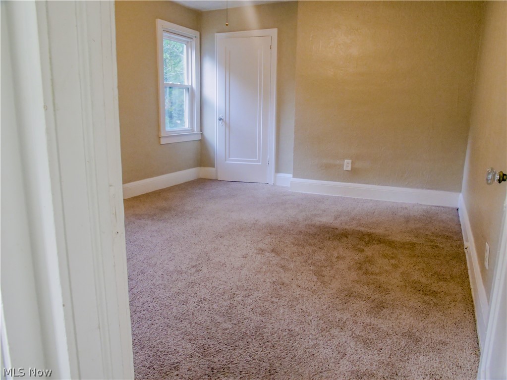 723 Grifton Avenue Akron OH 44305