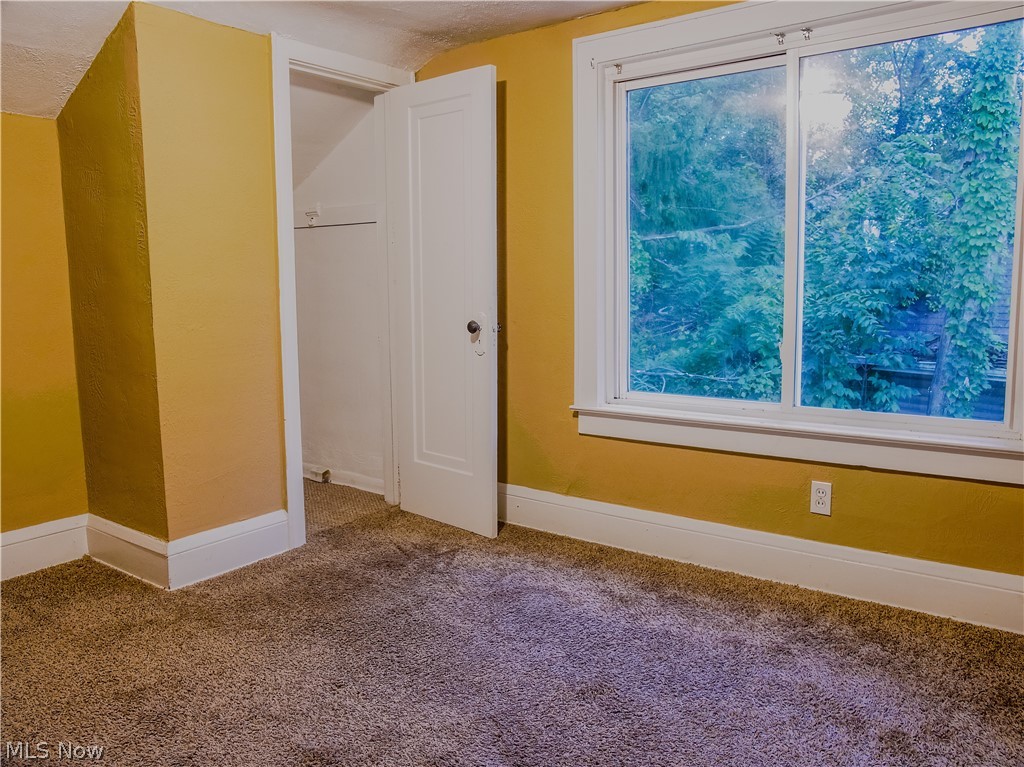 723 Grifton Avenue Akron OH 44305