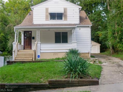 723 Grifton Avenue Akron OH 44305