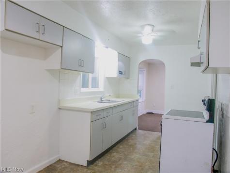 723 Grifton Avenue Akron OH 44305