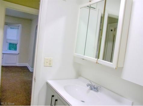 723 Grifton Avenue Akron OH 44305
