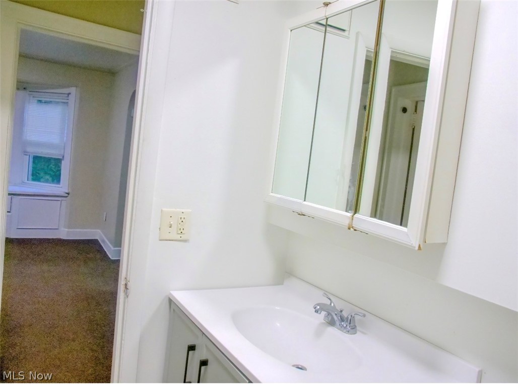 723 Grifton Avenue Akron OH 44305