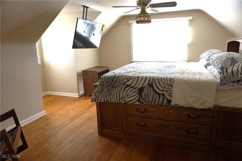 3114 W Edgerton Road Silver Lake OH 44224