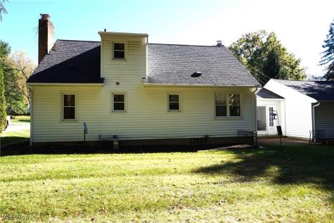 3114 W Edgerton Road Silver Lake OH 44224