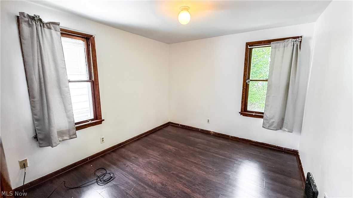 987 Boone Street Akron OH 44306