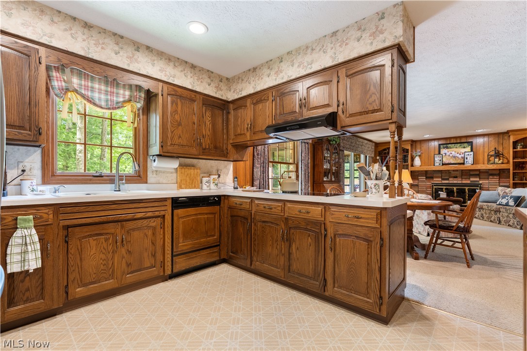 5233 Limerick Avenue NW North Canton OH 44720