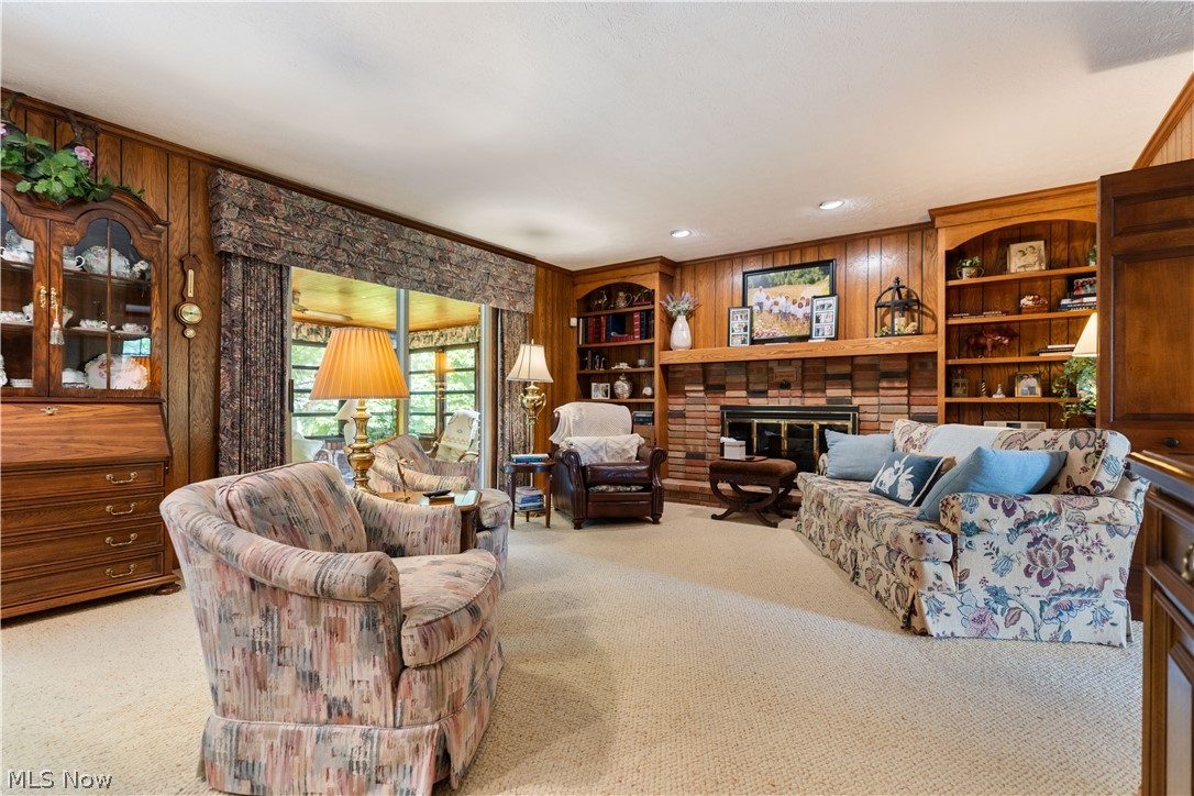 5233 Limerick Avenue NW North Canton OH 44720