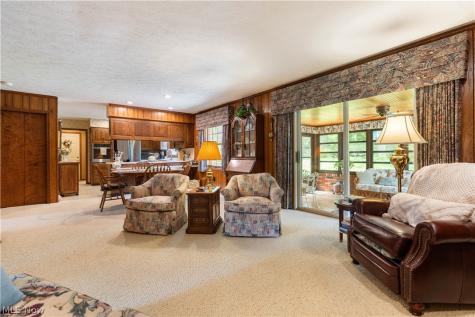 5233 Limerick Avenue NW North Canton OH 44720