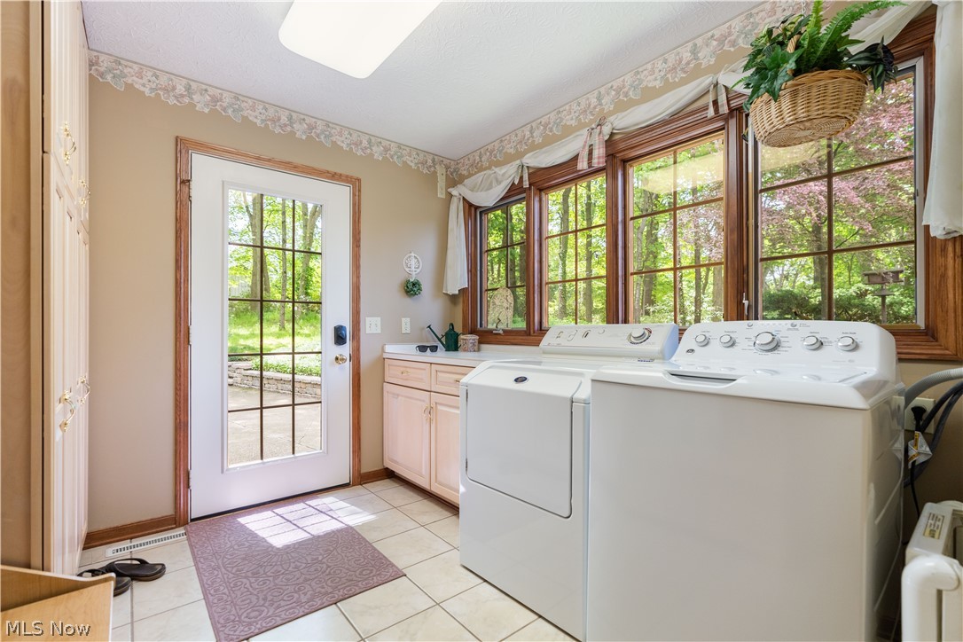 5233 Limerick Avenue NW North Canton OH 44720
