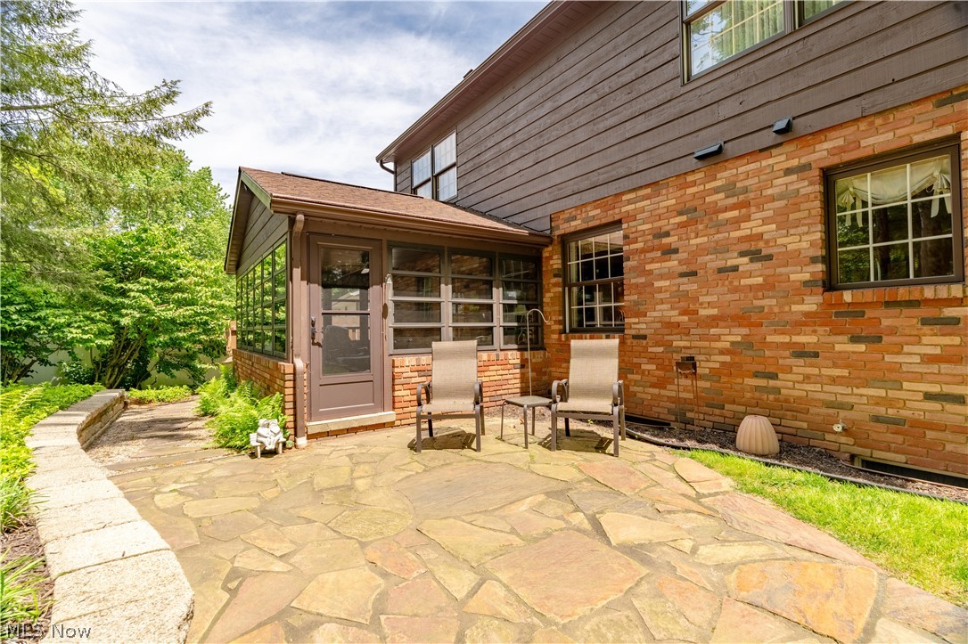 5233 Limerick Avenue NW North Canton OH 44720