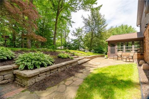 5233 Limerick Avenue NW North Canton OH 44720