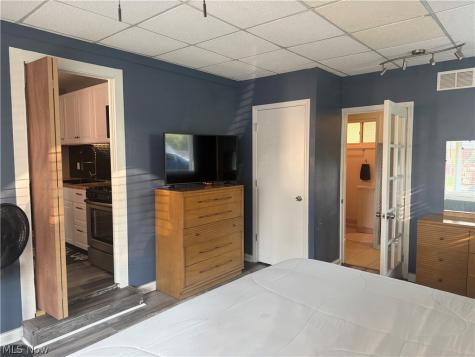 6407 Newland Road Parma Heights OH 44130