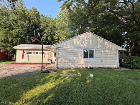 6407 Newland Road Parma Heights OH 44130
