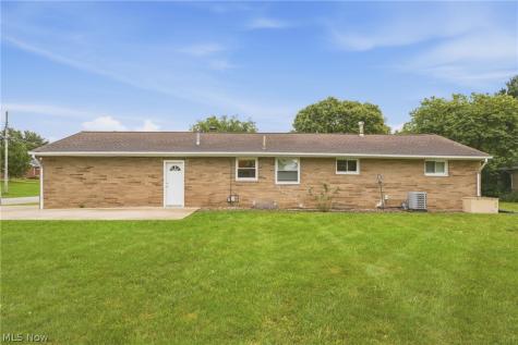 6787 Kirby Avenue NE Canton OH 44721