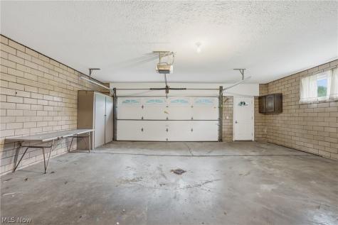 6787 Kirby Avenue NE Canton OH 44721