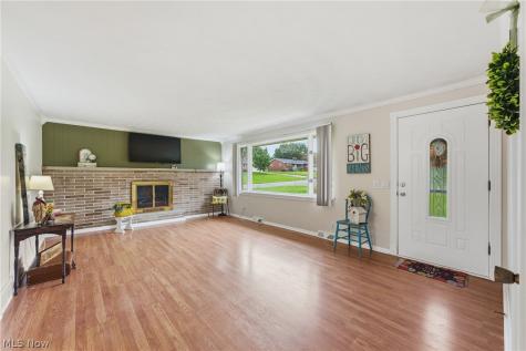 6787 Kirby Avenue NE Canton OH 44721