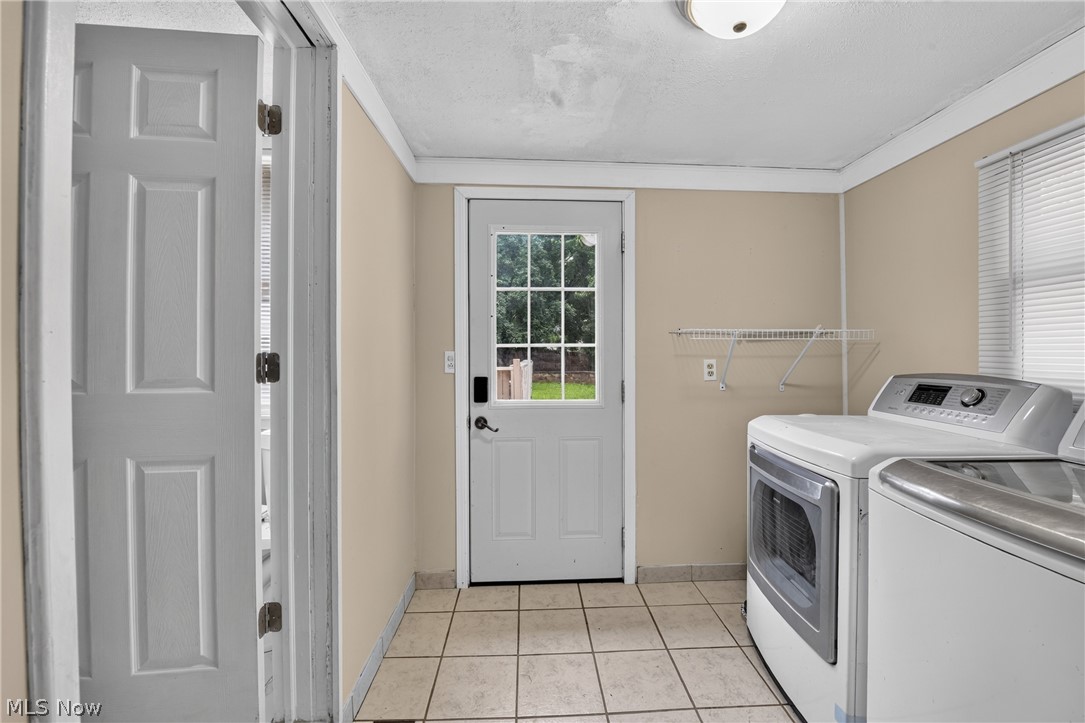 1615 W Market Street Orrville OH 44667