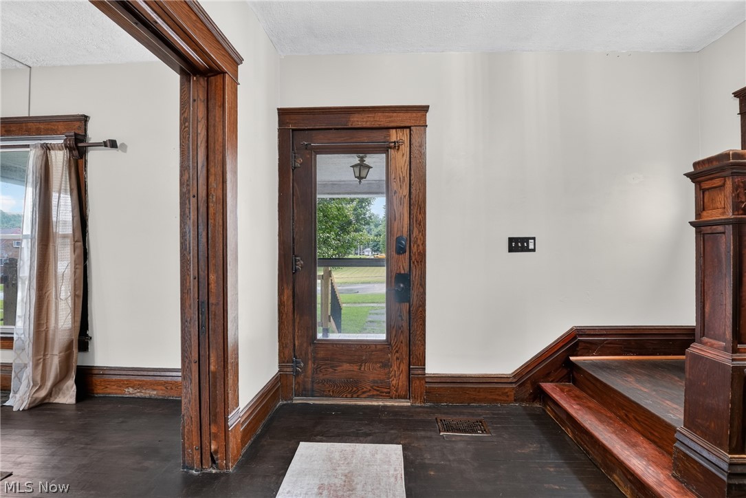 1615 W Market Street Orrville OH 44667