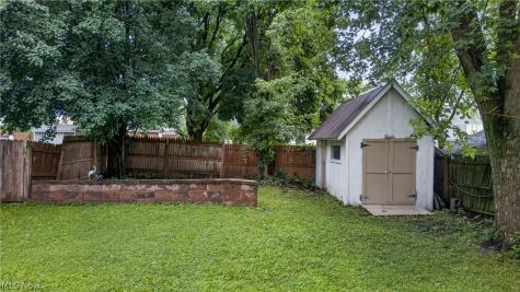 1615 W Market Street Orrville OH 44667
