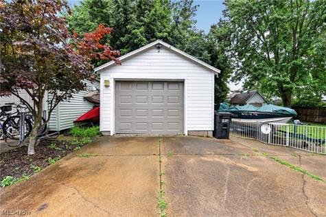 1615 W Market Street Orrville OH 44667