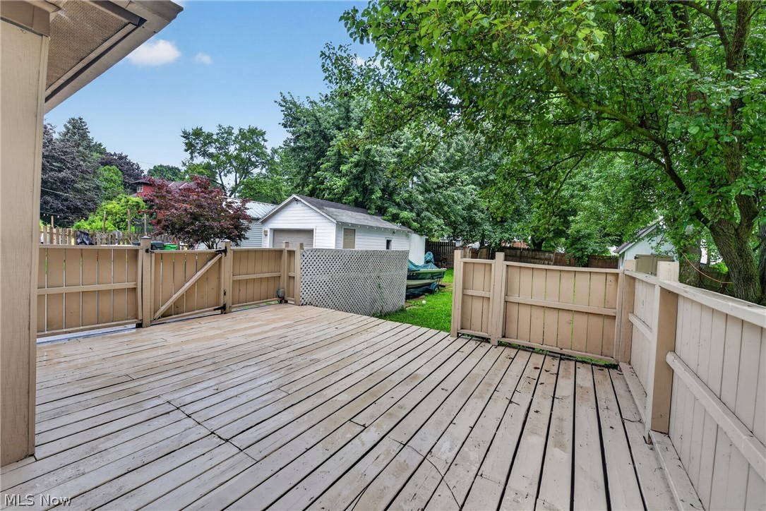1615 W Market Street Orrville OH 44667