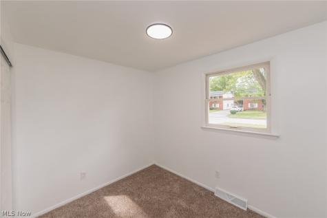 1218 W 44th Street Lorain OH 44053