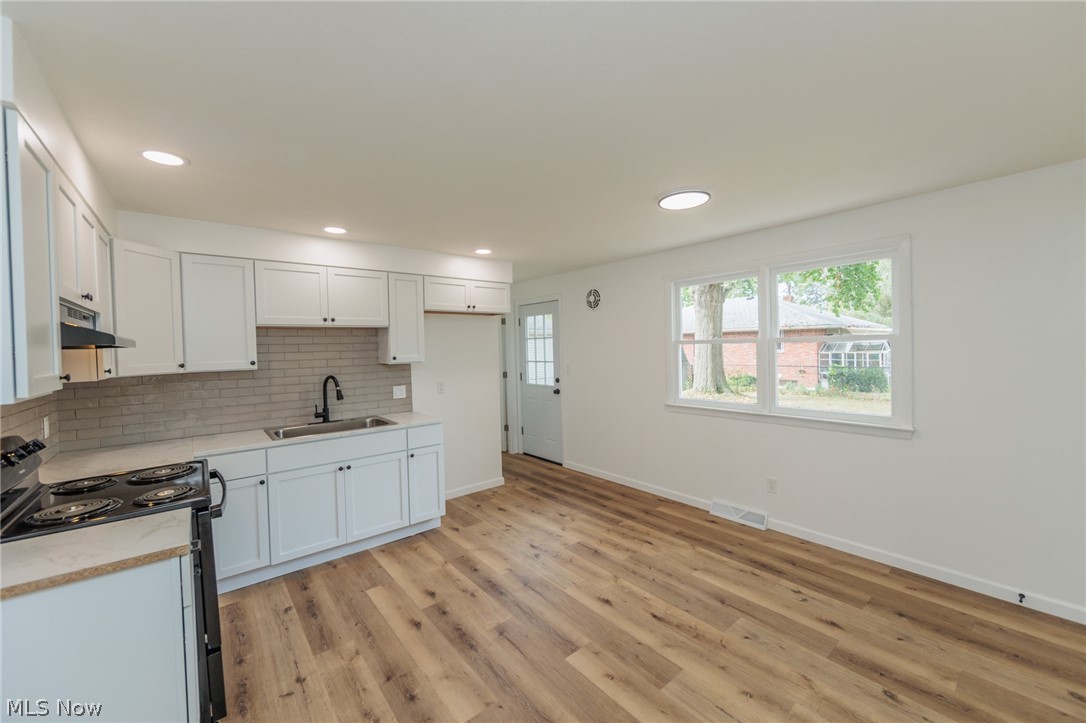 1218 W 44th Street Lorain OH 44053