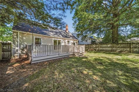 913 Glenside Road South Euclid OH 44121