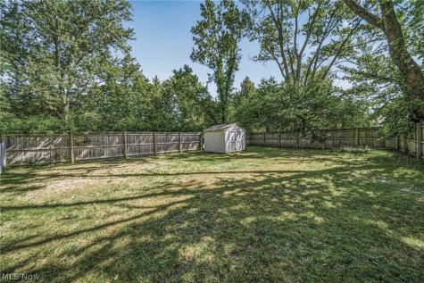 913 Glenside Road South Euclid OH 44121