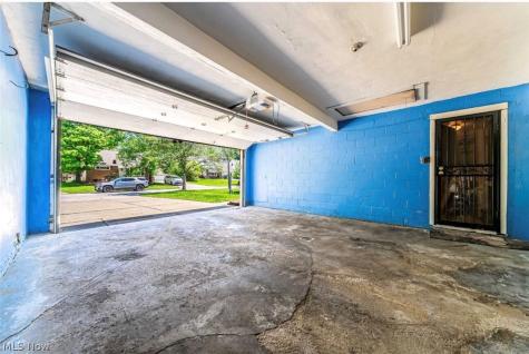 1866 Braeburn Park Drive Euclid OH 44117