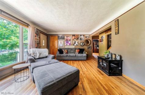 1866 Braeburn Park Drive Euclid OH 44117