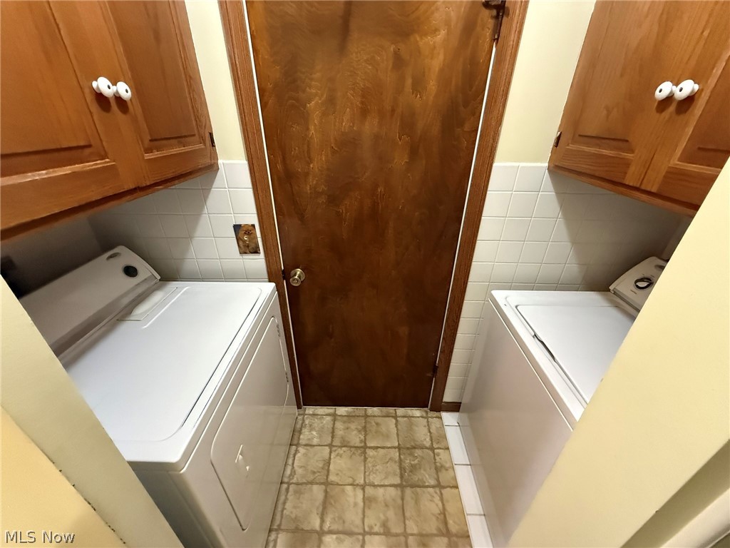 1019 Gordon Square NE Bolivar OH 44612