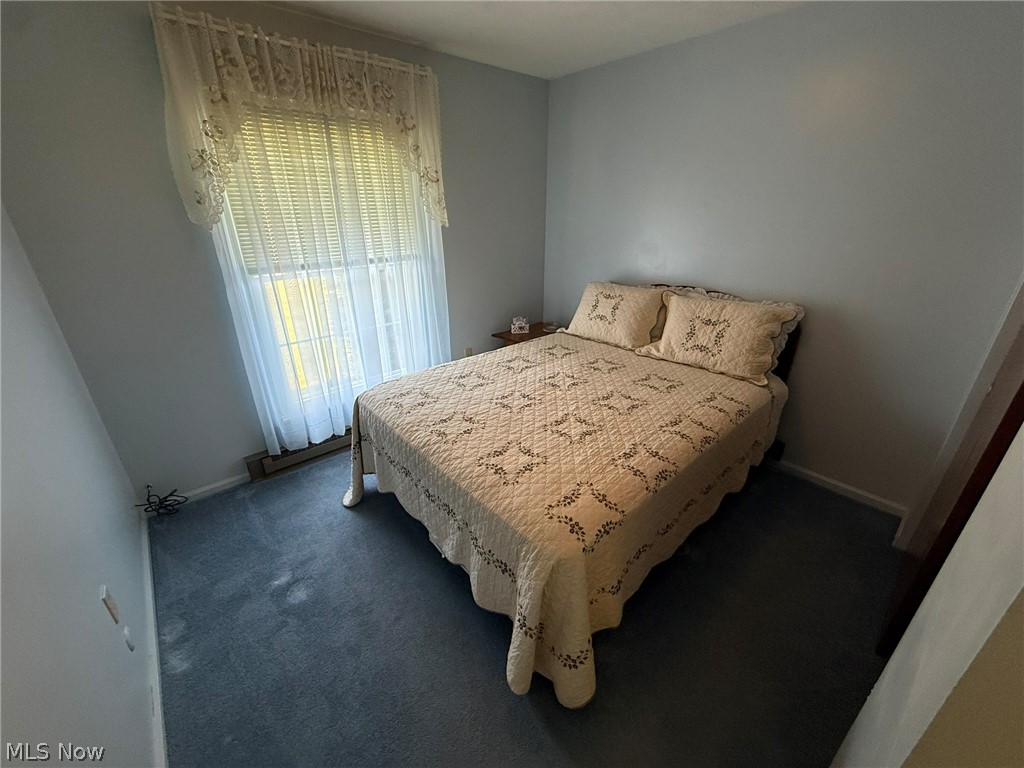 1019 Gordon Square NE Bolivar OH 44612