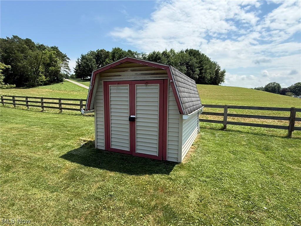 1019 Gordon Square NE Bolivar OH 44612