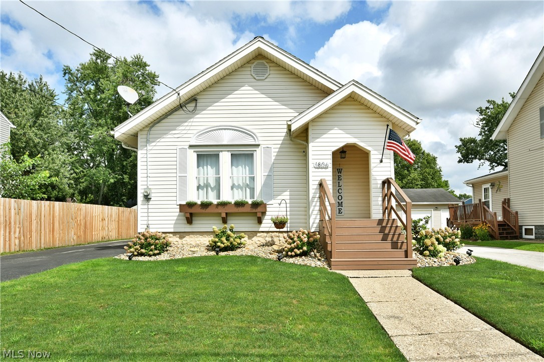 1806 Sheridan Avenue NE Warren OH 44483