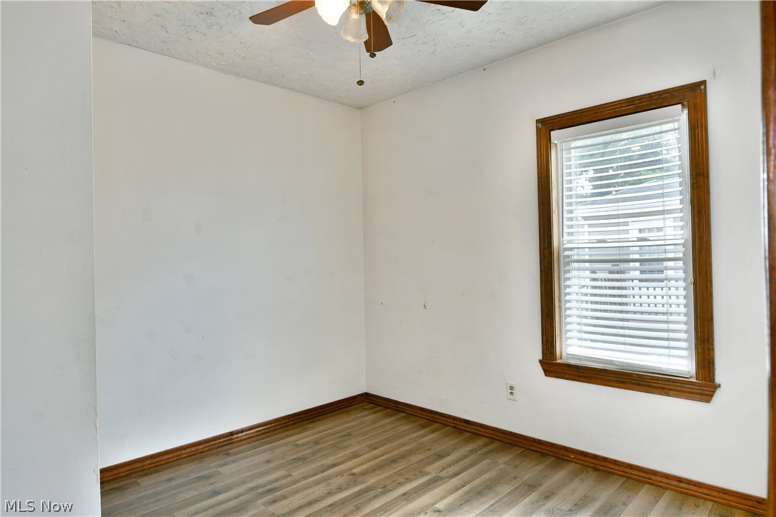 1806 Sheridan Avenue NE Warren OH 44483