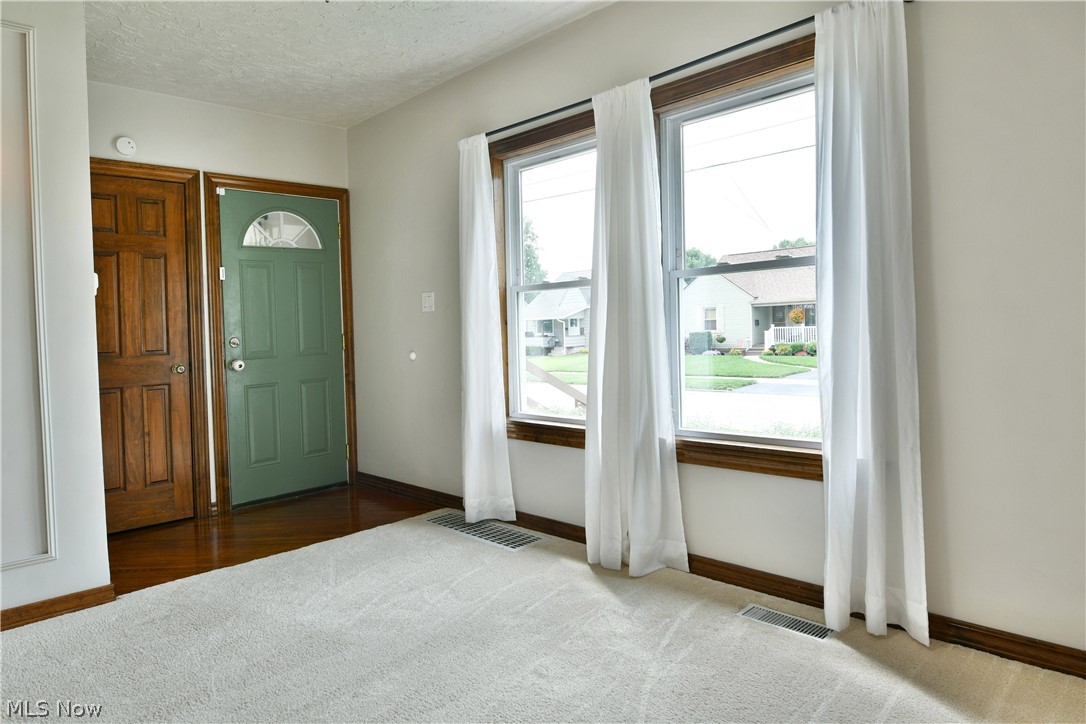 1806 Sheridan Avenue NE Warren OH 44483