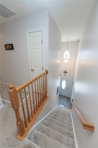 160 Stonepointe Drive Berea OH 44017