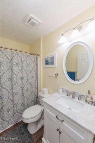 160 Stonepointe Drive Berea OH 44017