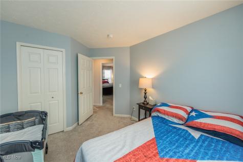 160 Stonepointe Drive Berea OH 44017