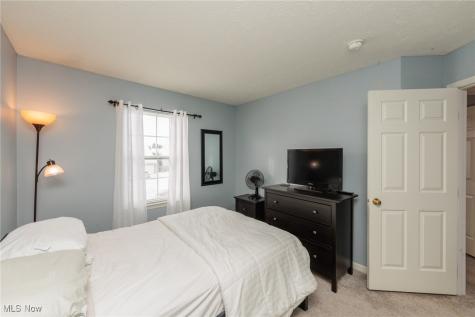 160 Stonepointe Drive Berea OH 44017