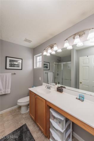 160 Stonepointe Drive Berea OH 44017