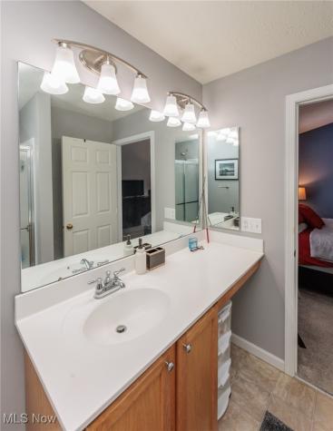 160 Stonepointe Drive Berea OH 44017