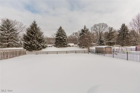 160 Stonepointe Drive Berea OH 44017