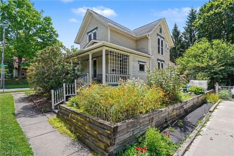 236 E Williams Street Kent OH 44240