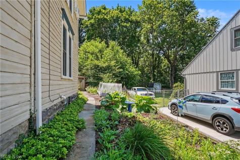236 E Williams Street Kent OH 44240