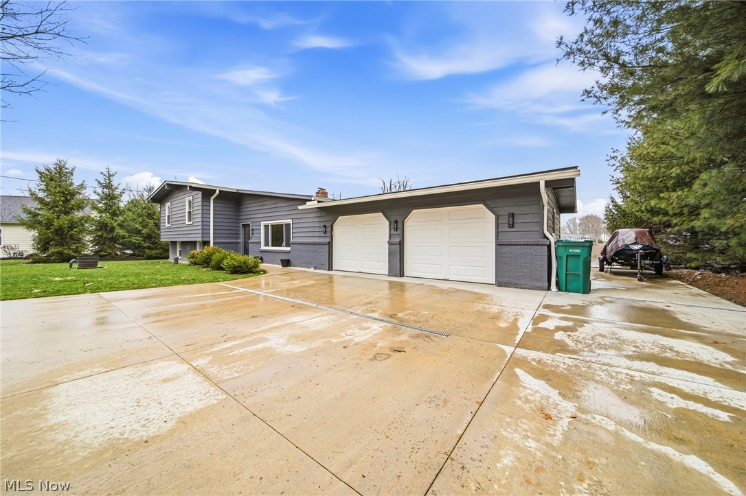 1501 Morning Star Drive Roaming Shores OH 44084