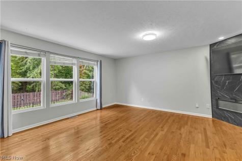 9812 Seton Drive Olmsted Twp OH 44138