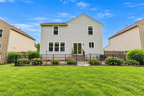 9812 Seton Drive Olmsted Twp OH 44138