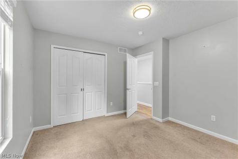 9812 Seton Drive Olmsted Twp OH 44138